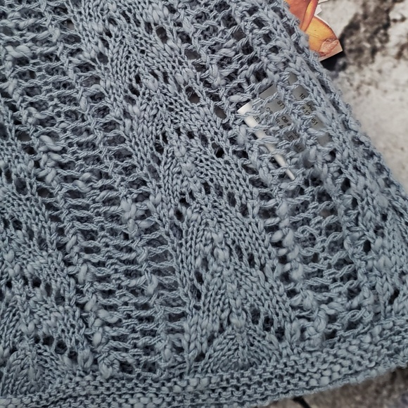 Pink Republic Crochet Sleeveless Top - Picture 5 of 5